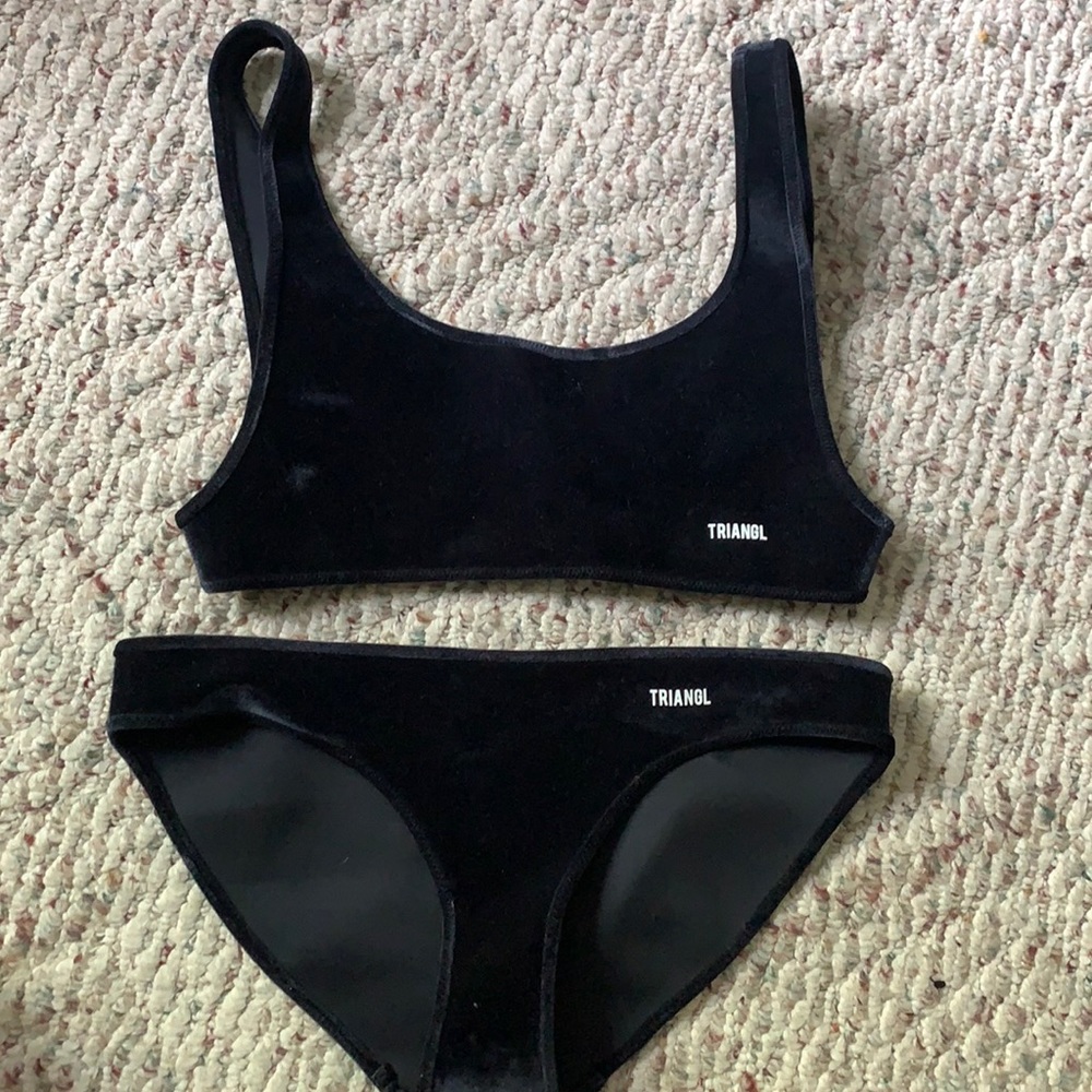 triangl black suit